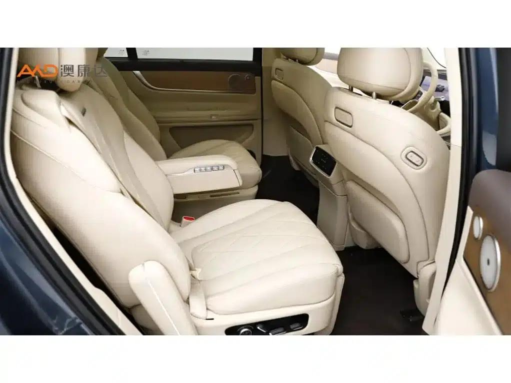 Wenjie M9/1.5T/2024/Range Extended Ultra Edition 42kWh 6-Seater — миниатюра 8