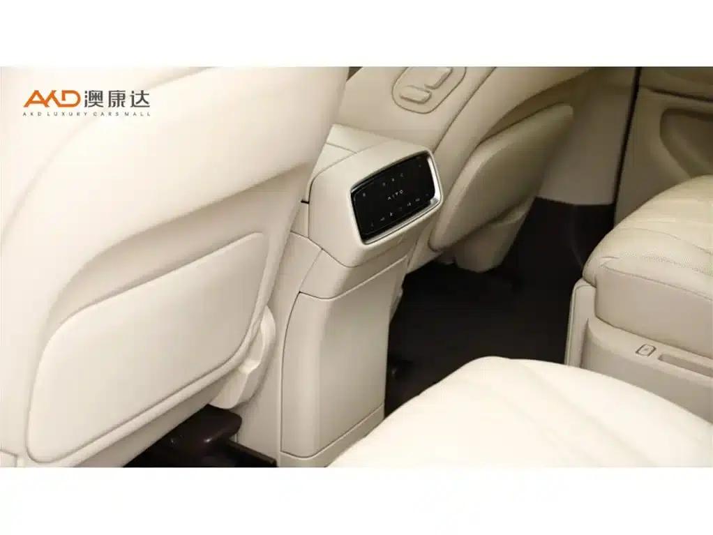 Wenjie M9/1.5T/2024/Range Extended Ultra Edition 42kWh 6-Seater — миниатюра 10