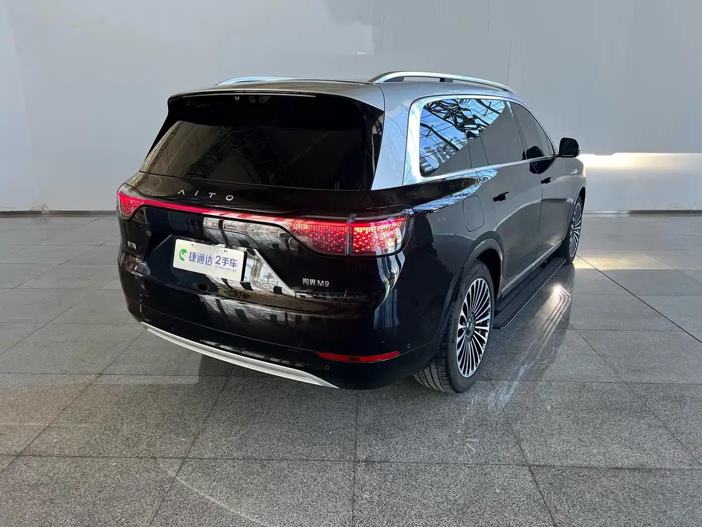 Wenjie M9 2024 Range Extended Ultra Edition 52kWh 5-Seater — миниатюра 4