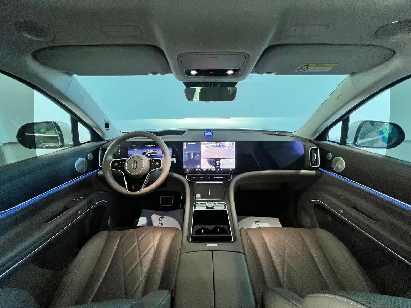 Wenjie M9 2024 Range Extended Ultra Edition 52kWh 5-Seater — миниатюра 33