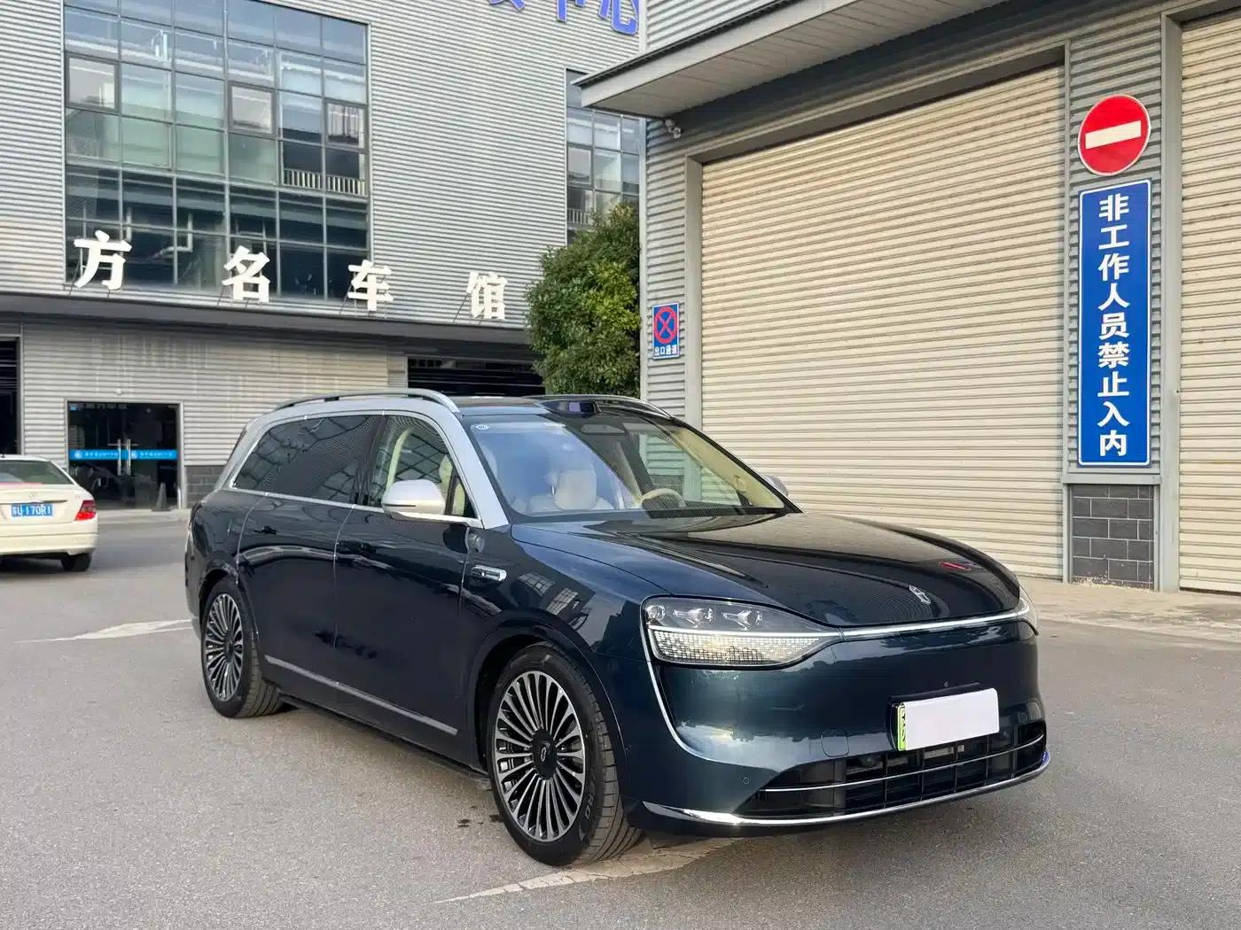 Wenjie M9 2025 Ultra Extended Range Edition 52kWh 6-Seat Version (192-line LiDAR) — миниатюра 2