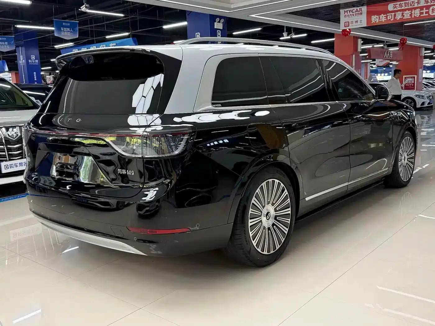 Wenjie M9 2025 Ultra Extended Range Edition (52kWh, 6-seater, 192-line LiDAR) — миниатюра 14