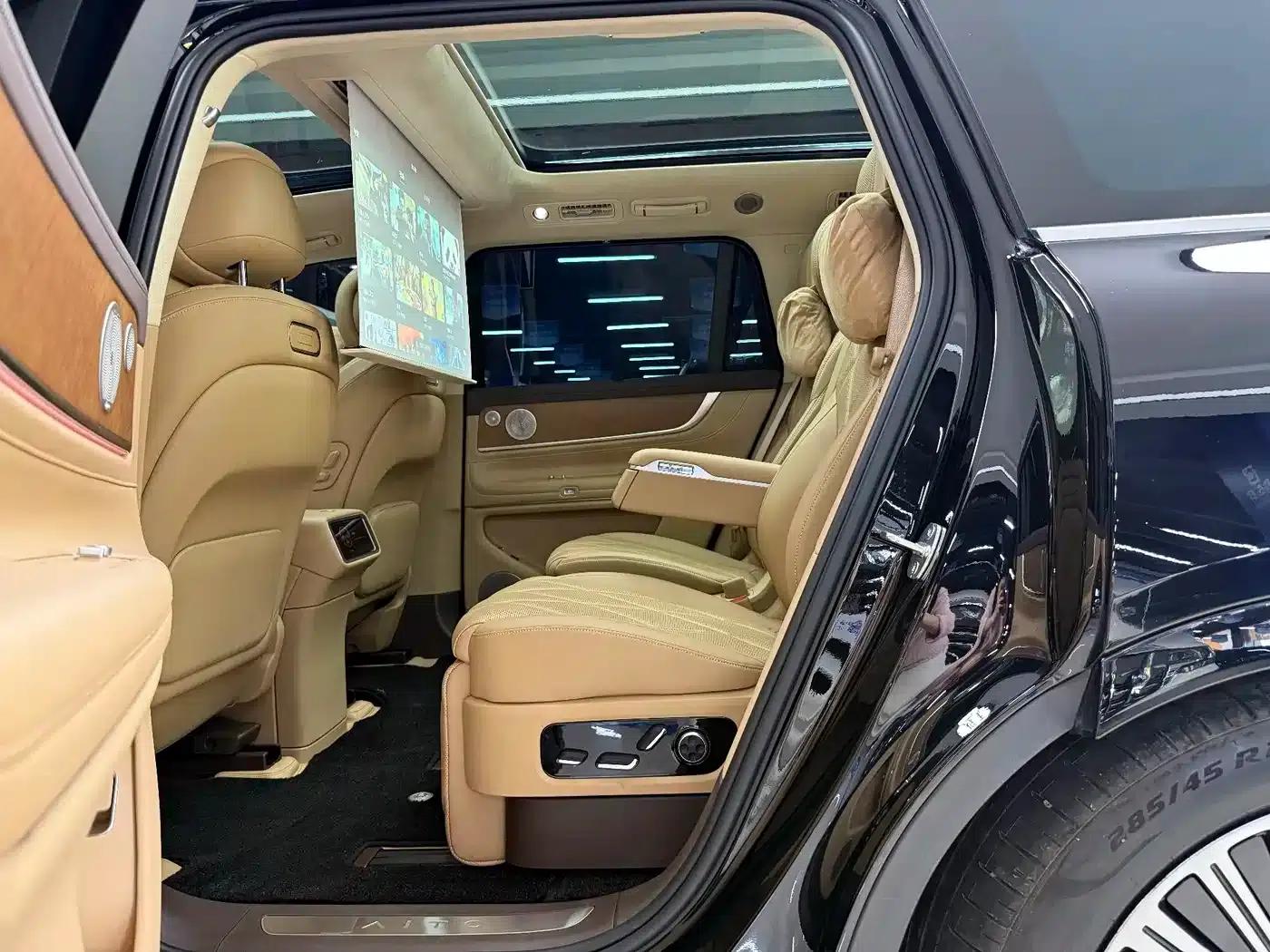 Wenjie M9 2025 Ultra Extended Range Edition (52kWh, 6-seater, 192-line LiDAR) — миниатюра 5