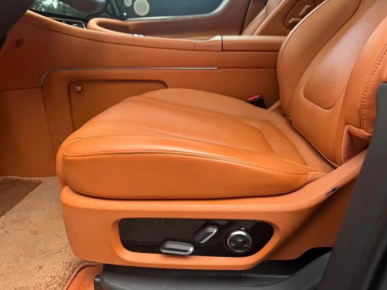 Wenjie M9 2024 Range Extended Max Edition 52kWh 6-Seater — миниатюра 16