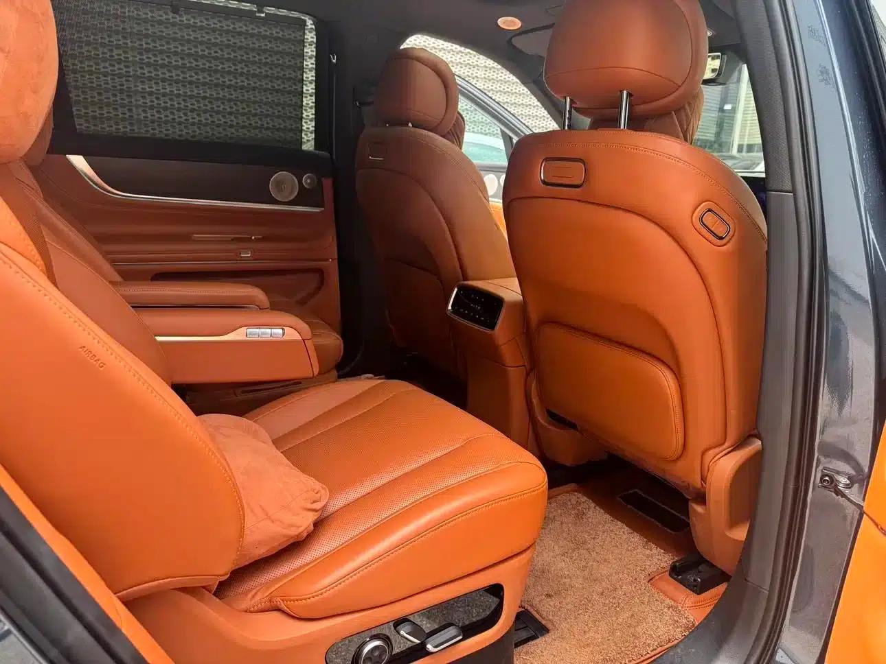 Wenjie M9 2024 Range Extended Max Edition 52kWh 6-Seater — миниатюра 25