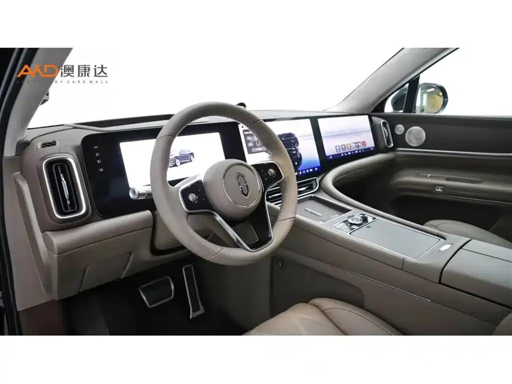 Wenjie M9/1.5T/2025/Range Extended Ultra Edition 52kWh 6 Seats (192-line LiDAR) — миниатюра 6