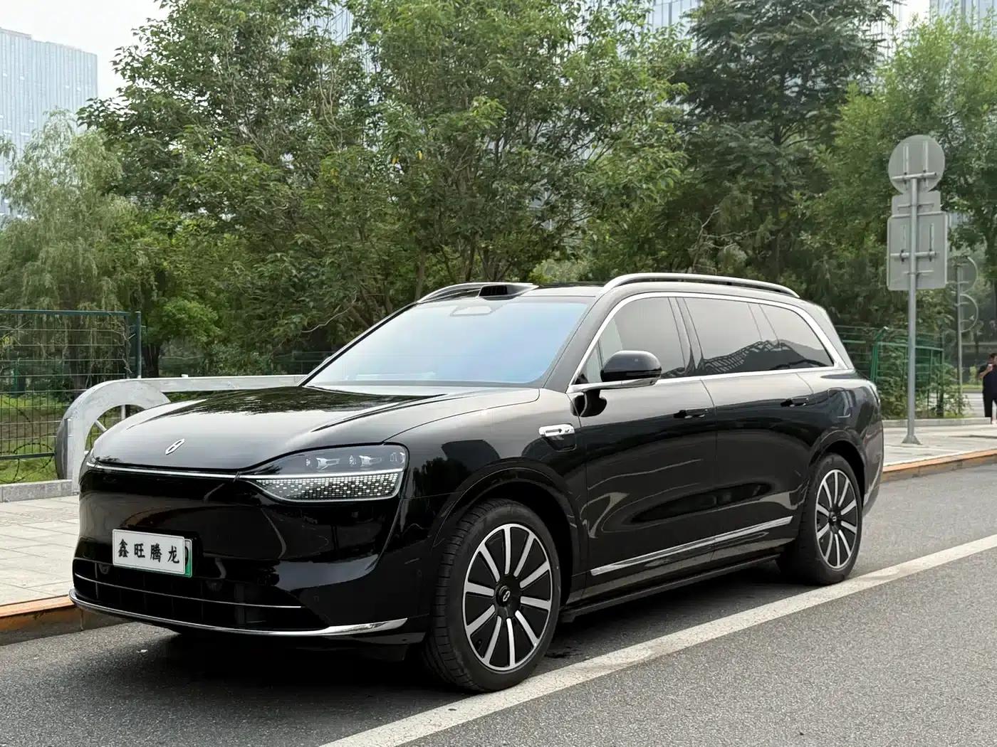 Wenjie M9 2025 Ultra Extended Range Edition 52kWh 6-Seat Version (192-line LiDAR) — миниатюра 1