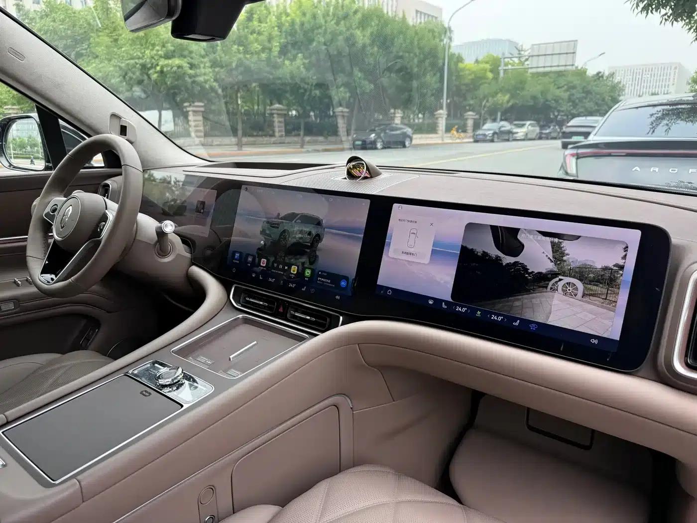 Wenjie M9 2025 Ultra Extended Range Edition 52kWh 6-Seat Version (192-line LiDAR) — миниатюра 18