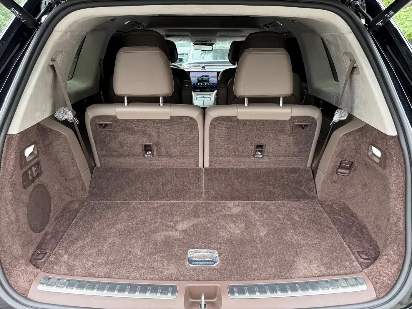 Wenjie M9 2025 Ultra Extended Range Edition 52kWh 6-Seat Version (192-line LiDAR) — миниатюра 23