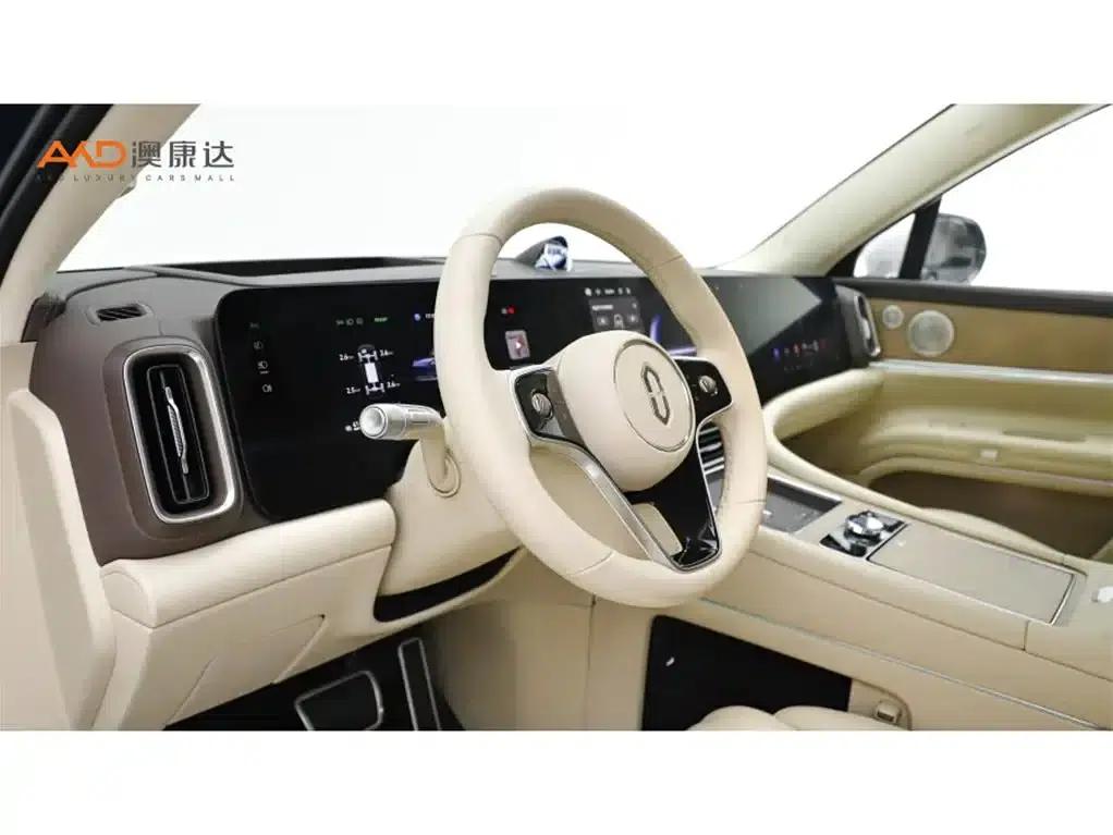 Wenjie M9/1.5T/2025/Range Extended Ultra Edition 52kWh 6 Seats (192-line LiDAR) — миниатюра 6
