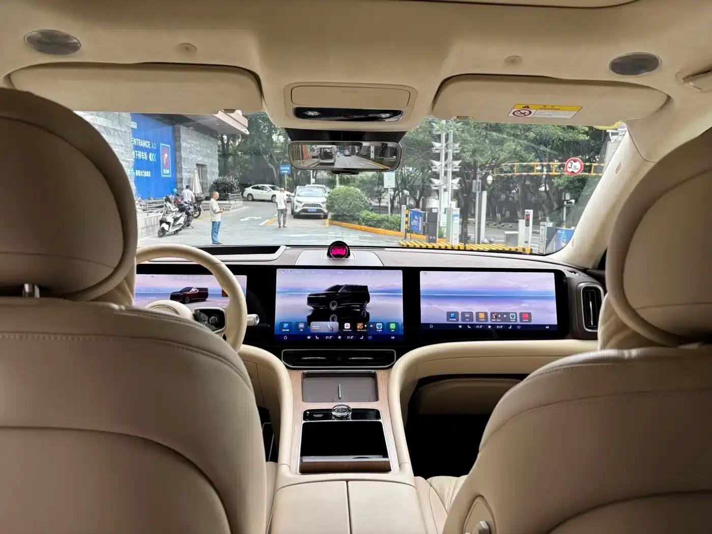 Wenjie M9 2025 Ultra Extended Range Edition (52kWh, 6-seater, 192-line LiDAR) — миниатюра 9