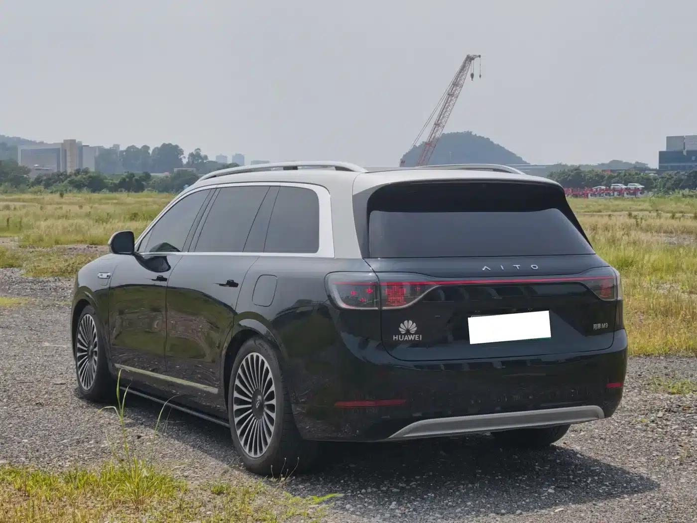 Wenjie M9 2024 Range Extended Ultra Edition 52kWh 6-Seater — миниатюра 3