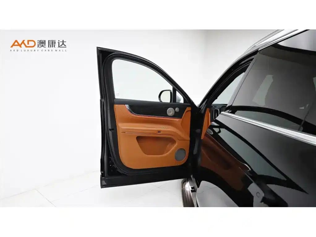 Wenjie M9/1.5T/2024/Range Extended Ultra Edition 42kWh 6-Seater — миниатюра 11