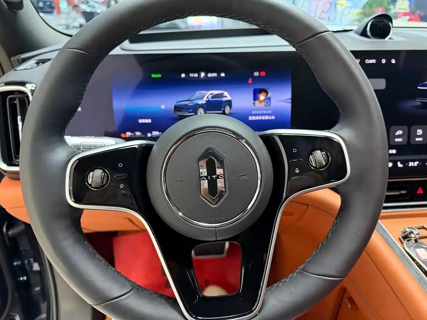 Wenjie M9 2025 Ultra Extended Range Edition (52kWh, 6-seater, 192-line LiDAR) — миниатюра 11