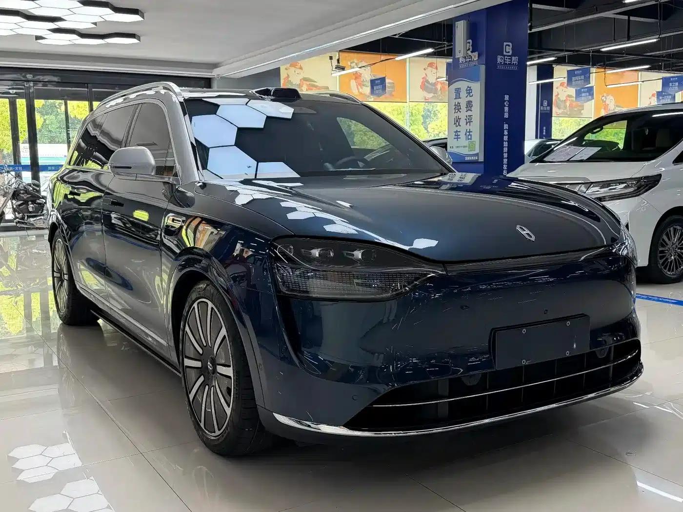 Wenjie M9 2025 Ultra Extended Range Edition (52kWh, 6-seater, 192-line LiDAR) — миниатюра 3