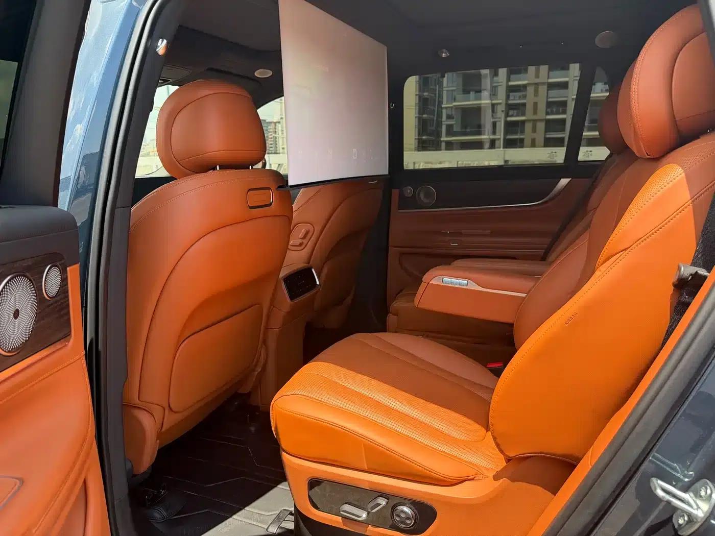 Wenjie M9 2024 Range Extended Ultra Edition 42kWh 6-Seater — миниатюра 11