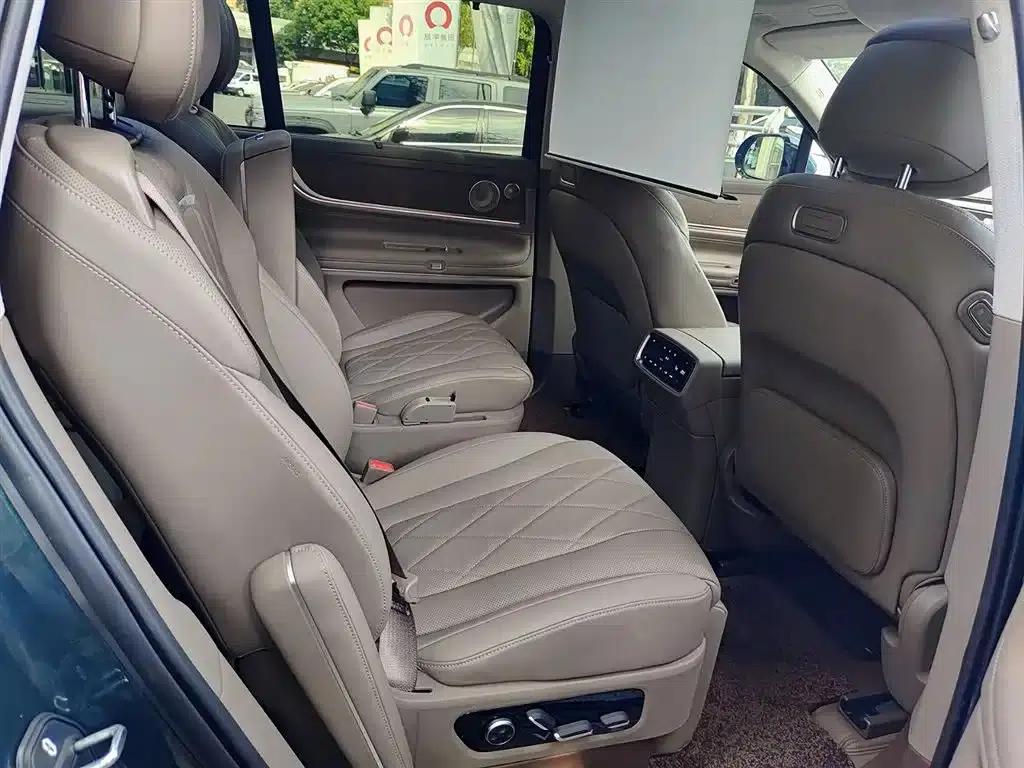 Wenjie M9 2024 Range Extended Ultra Edition 42kWh 6-Seater — миниатюра 11