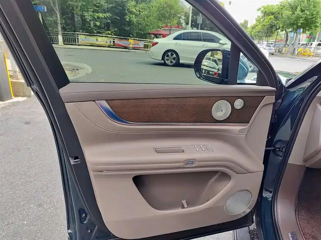 Wenjie M9 2024 Range Extended Ultra Edition 42kWh 6-Seater — миниатюра 6