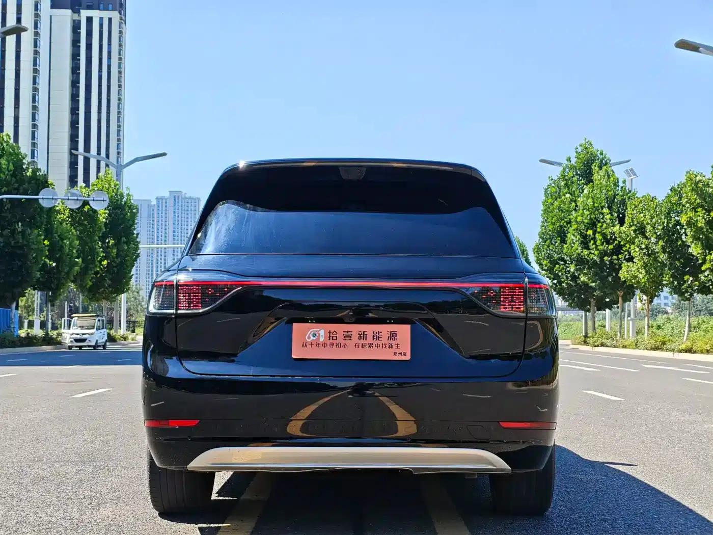 Wenjie M9 2025 Ultra Extended Range Edition 52kWh 6-Seat Version (192-line LiDAR) — миниатюра 17