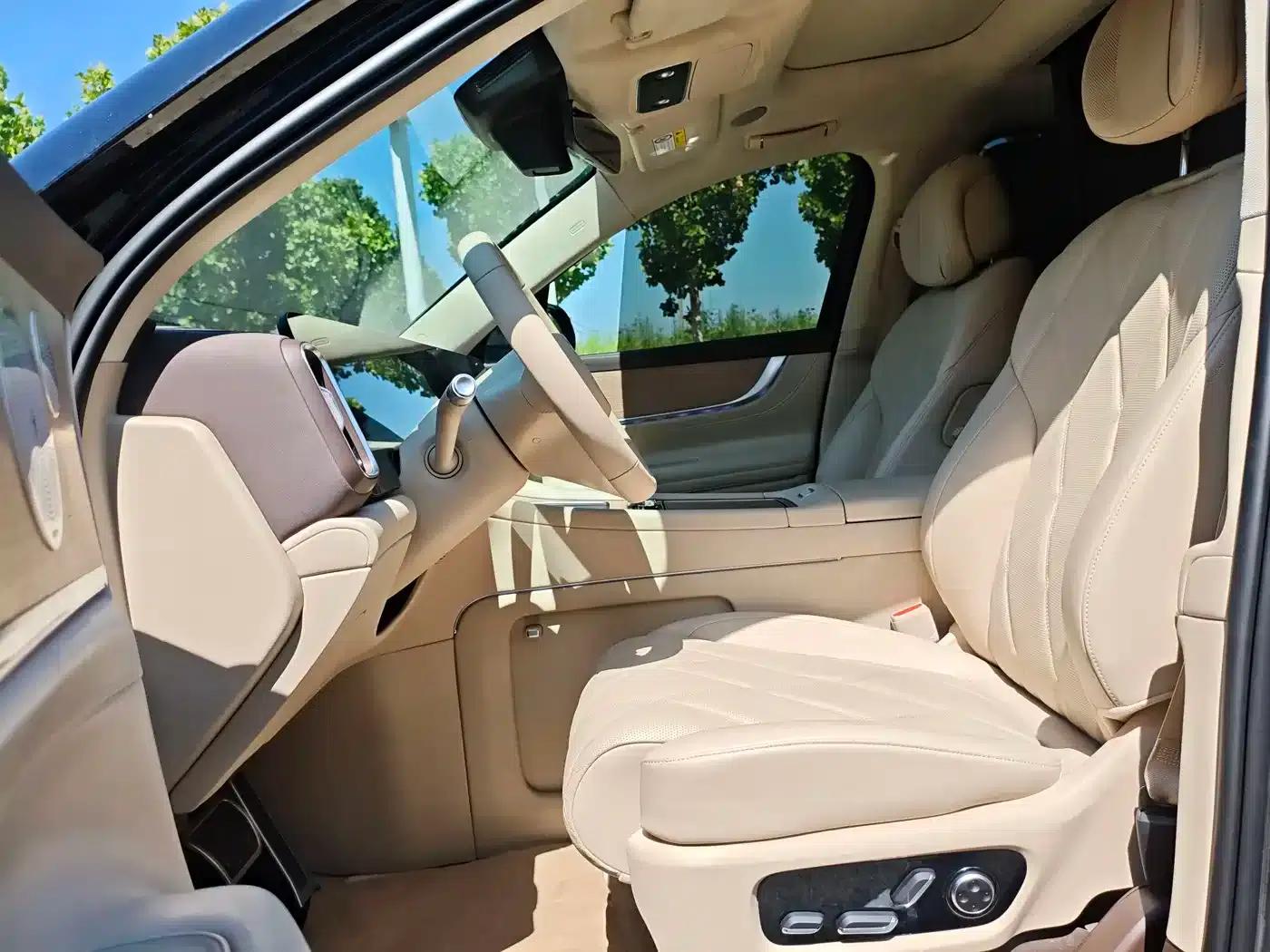 Wenjie M9 2025 Ultra Extended Range Edition 52kWh 6-Seat Version (192-line LiDAR) — миниатюра 5