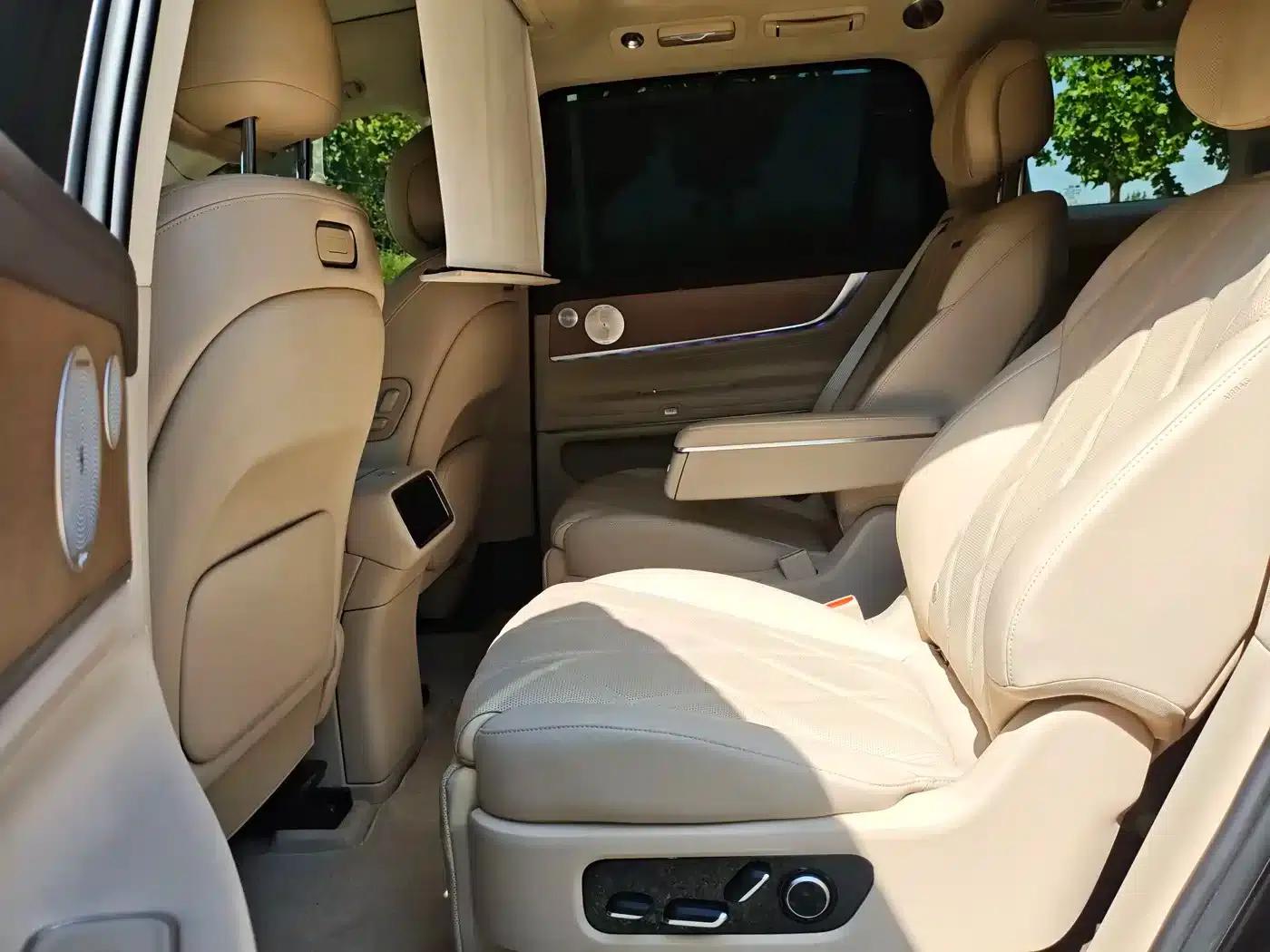 Wenjie M9 2025 Ultra Extended Range Edition 52kWh 6-Seat Version (192-line LiDAR) — миниатюра 10