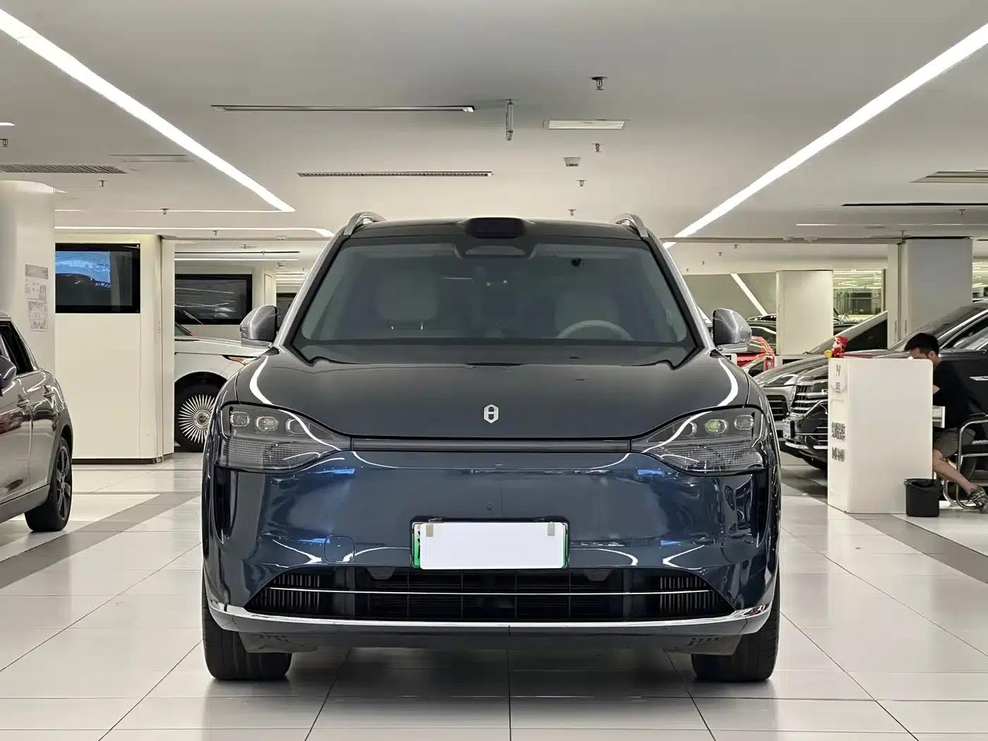 Wenjie M9 2024 Range Extended Ultra Edition 42kWh 6-Seater — миниатюра 2