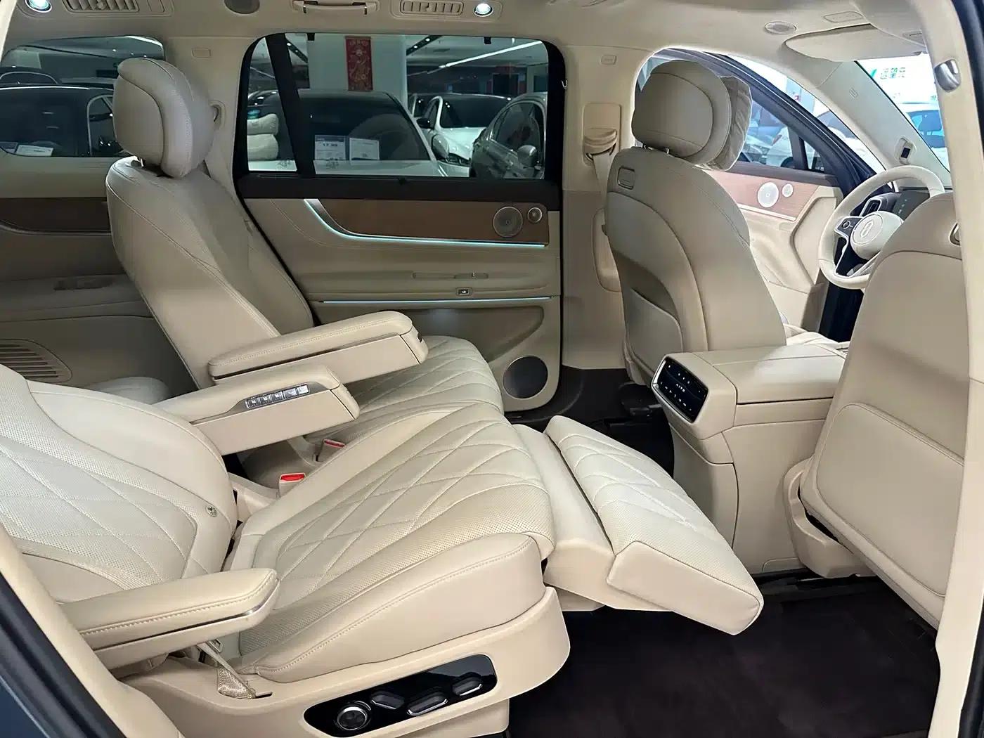 Wenjie M9 2024 Range Extended Ultra Edition 42kWh 6-Seater — миниатюра 15