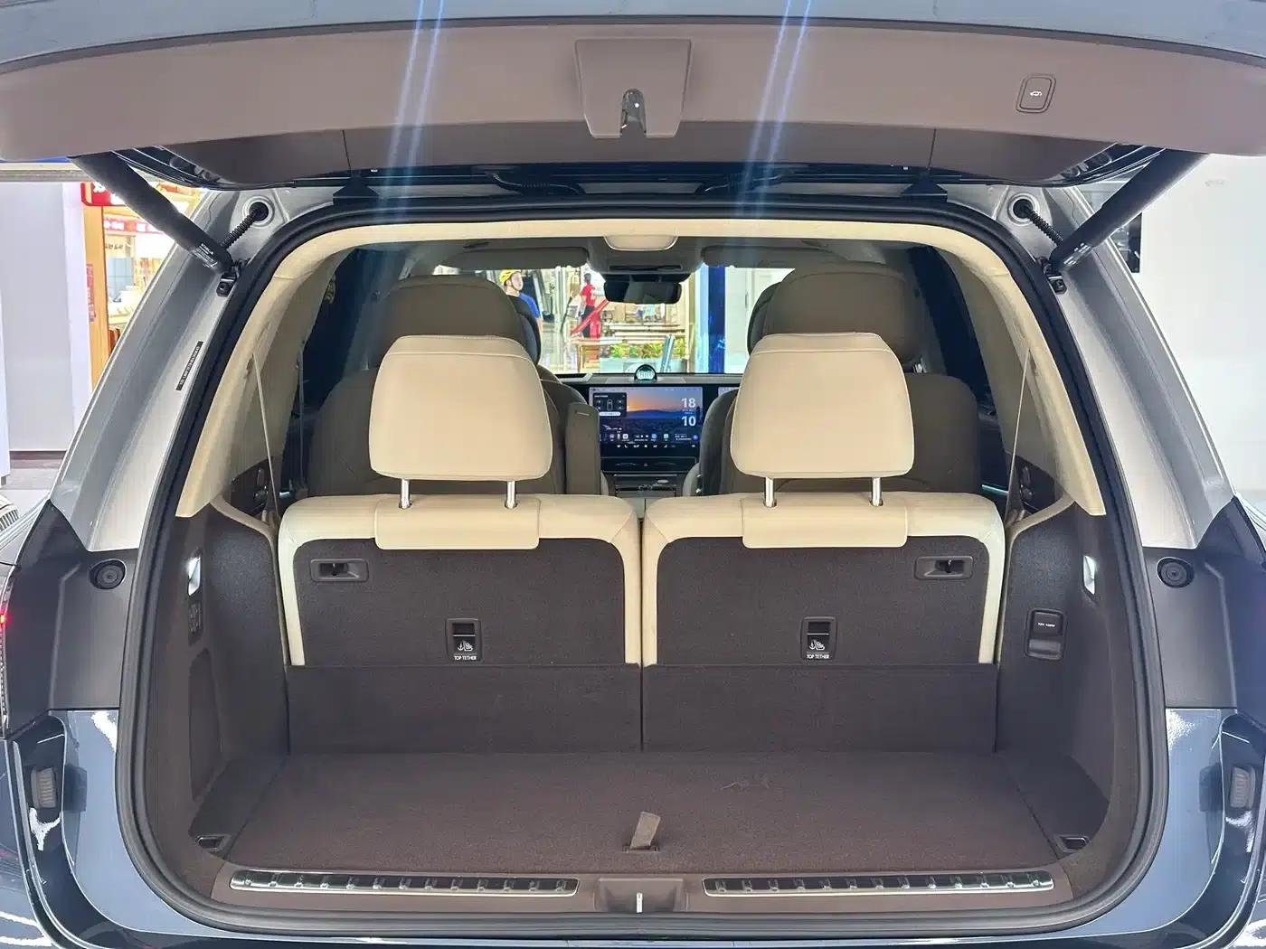 Wenjie M9 2024 Range Extended Ultra Edition 42kWh 6-Seater — миниатюра 8