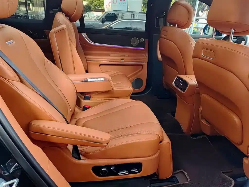 Wenjie M9 2024 Range Extended Ultra Edition 42kWh 6-Seater — миниатюра 11