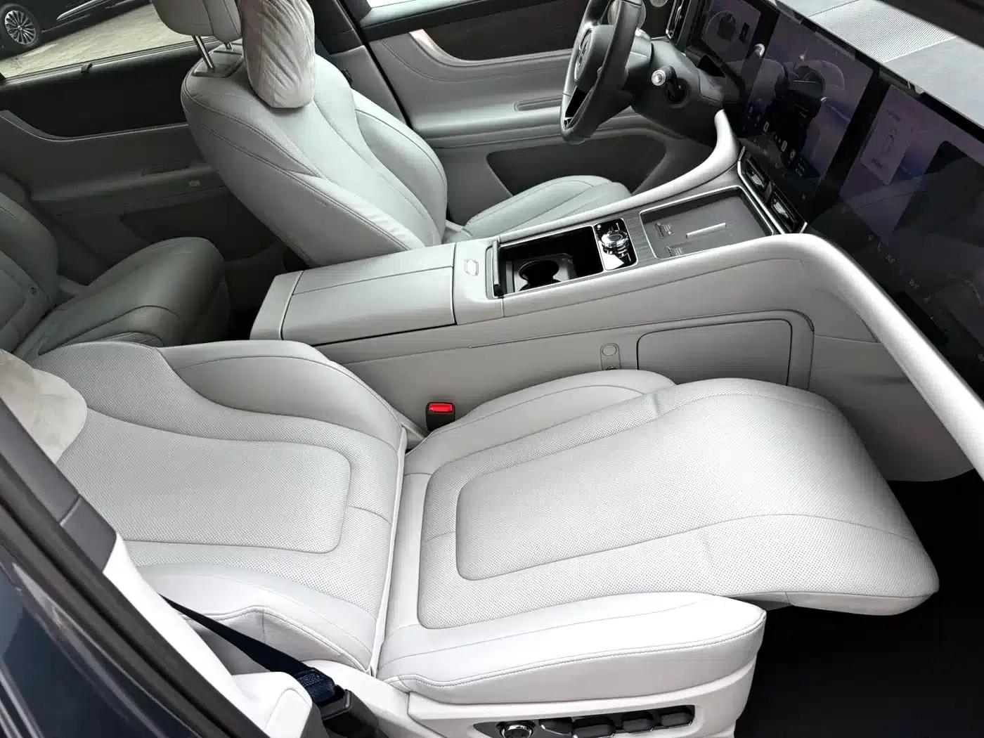 Wenjie M9 2024 Range Extended Ultra Edition 42kWh 6-Seater — миниатюра 5