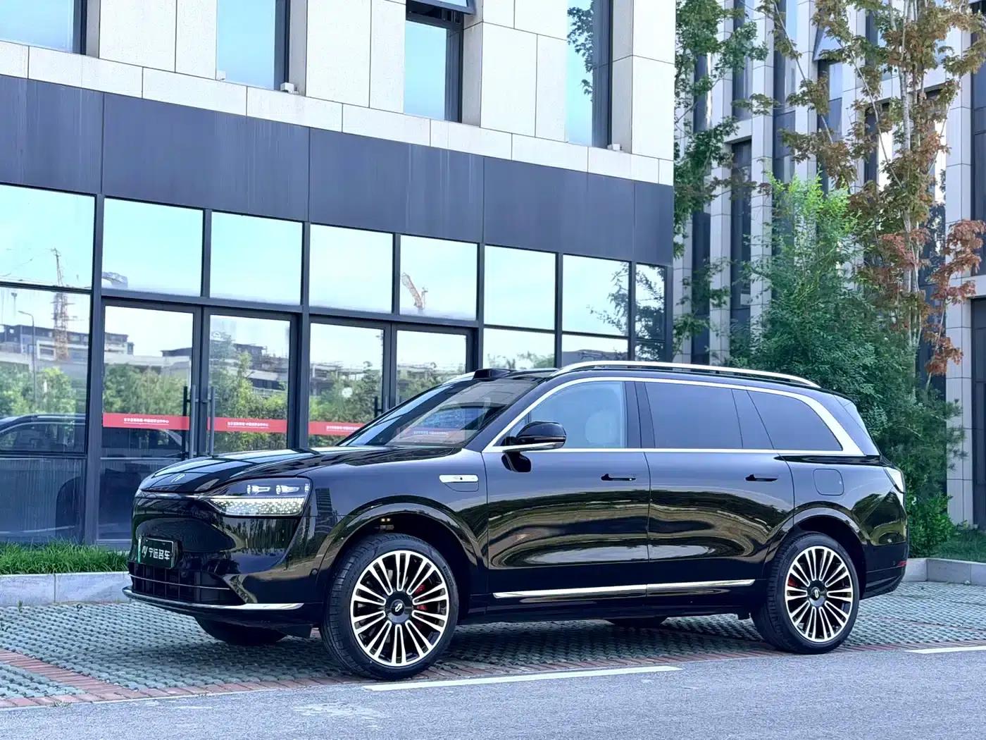 Wenjie M9 2024 Range Extended Ultra Edition 42kWh 6-Seater — миниатюра 1