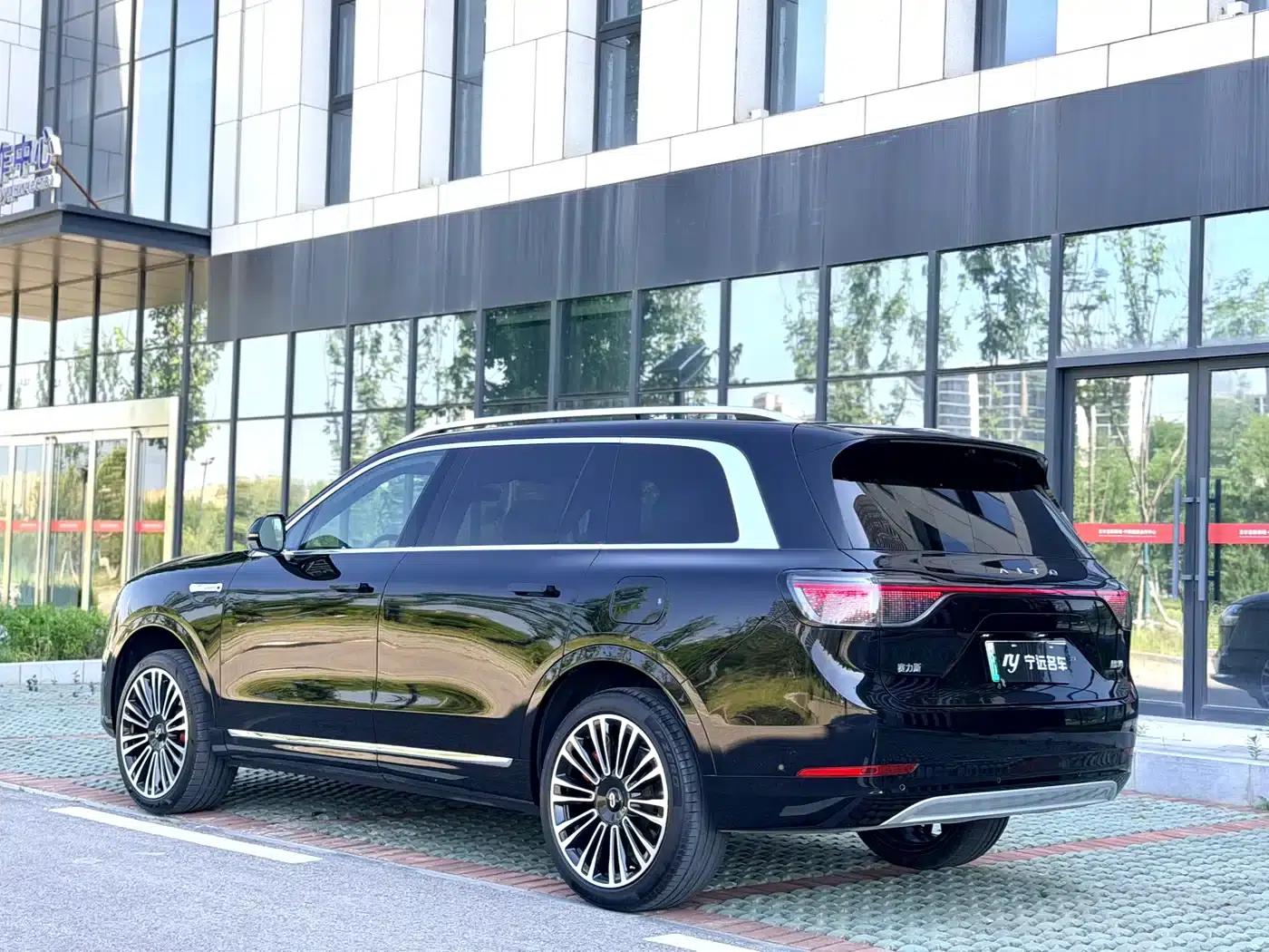 Wenjie M9 2024 Range Extended Ultra Edition 42kWh 6-Seater — миниатюра 20