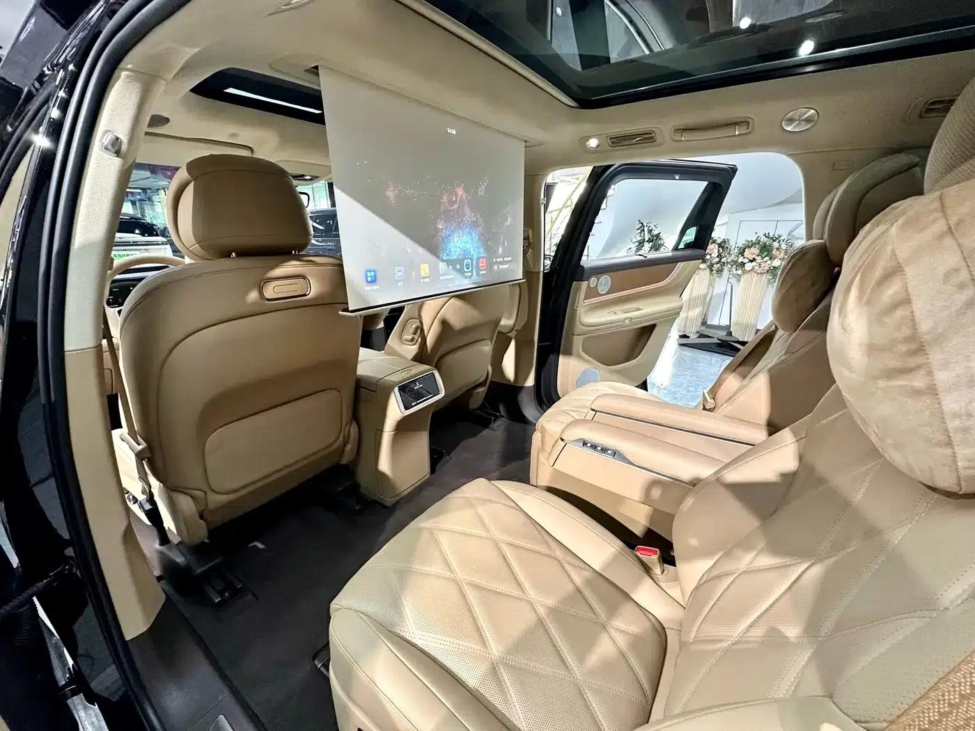 Wenjie M9 2025 Ultra Extended Range Edition 52kWh 6-Seat Version (192-line LiDAR) — миниатюра 21