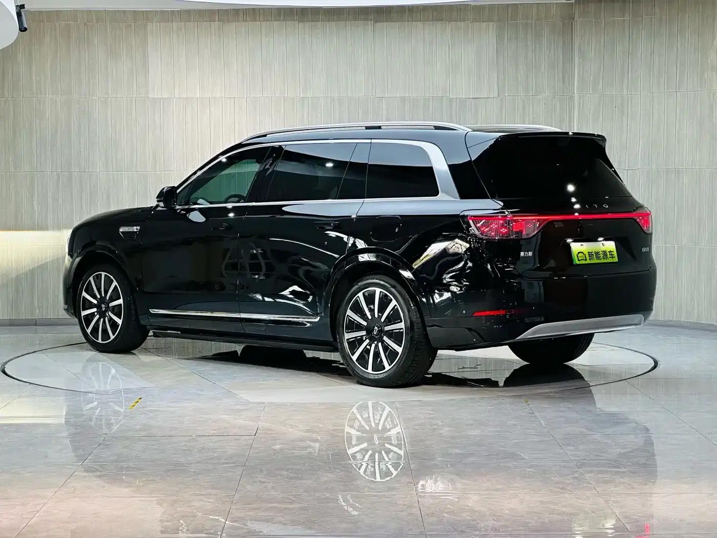Wenjie M9 2025 Ultra Extended Range Edition 52kWh 6-Seat Version (192-line LiDAR) — миниатюра 5