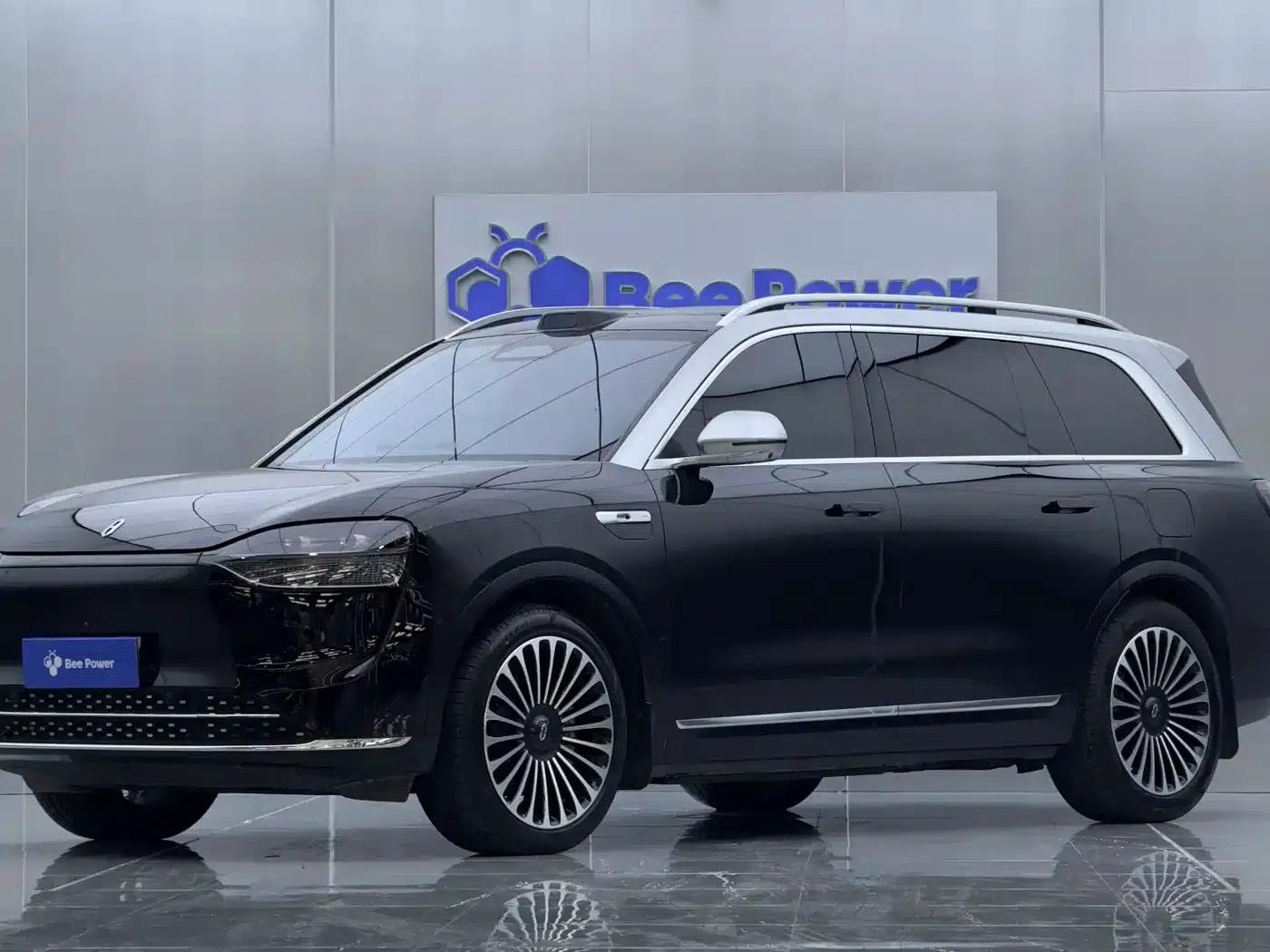 Wenjie M9 2024 Range Extended Ultra Edition 52kWh 5-Seater — миниатюра 1