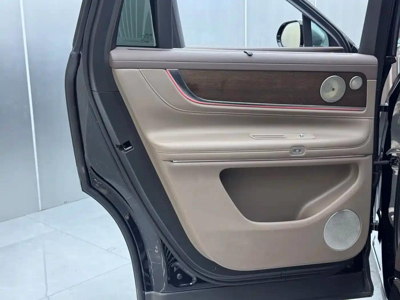 Wenjie M9 2024 Range Extended Ultra Edition 52kWh 5-Seater — миниатюра 14