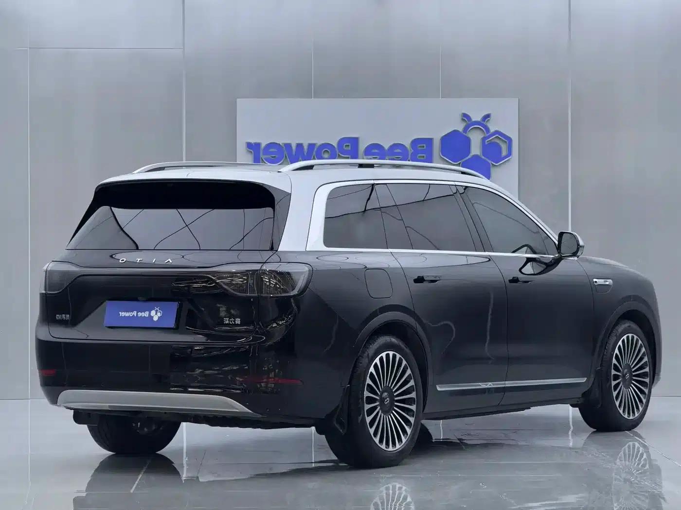 Wenjie M9 2024 Range Extended Ultra Edition 52kWh 5-Seater — миниатюра 4