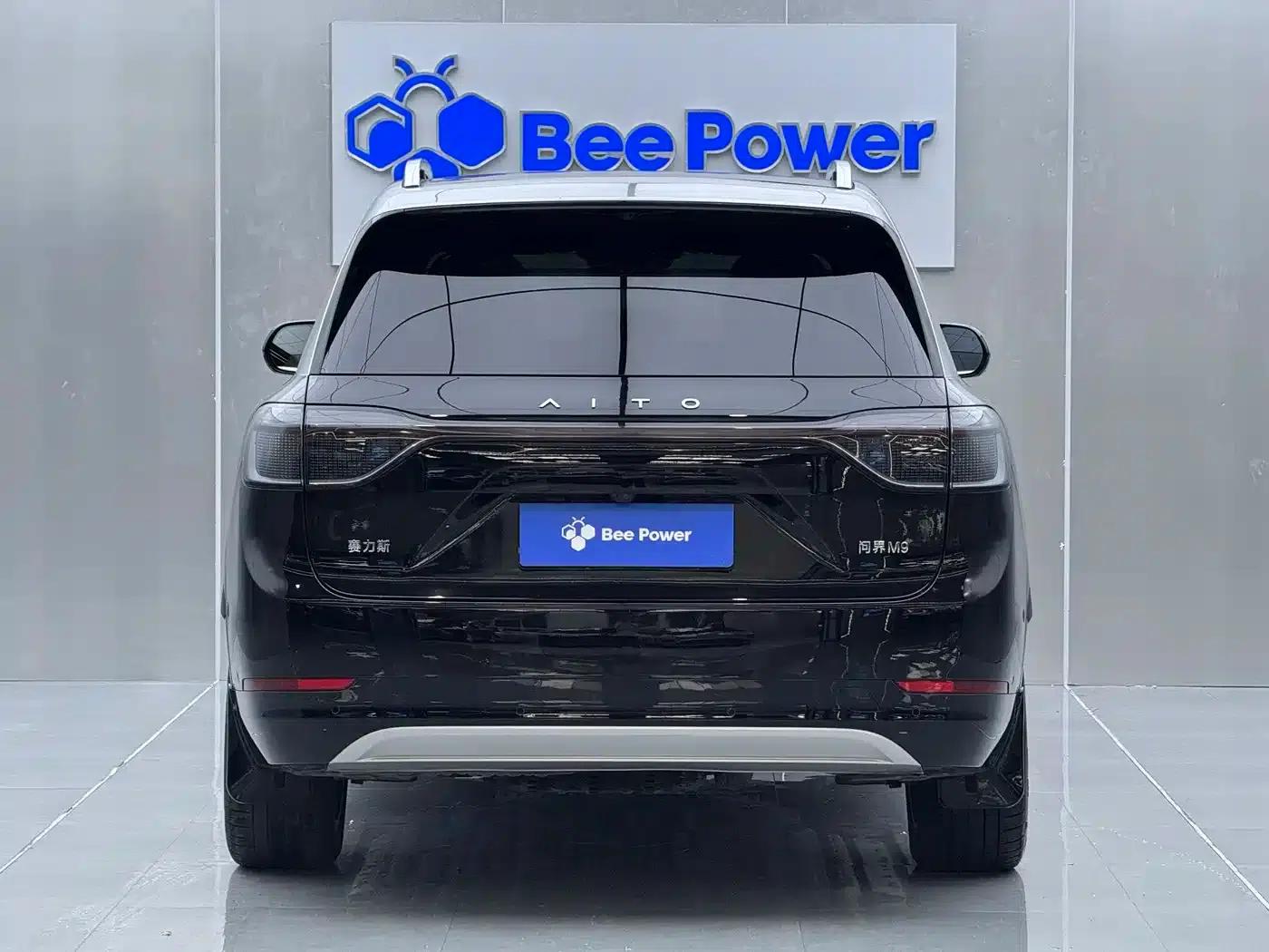 Wenjie M9 2024 Range Extended Ultra Edition 52kWh 5-Seater — миниатюра 5