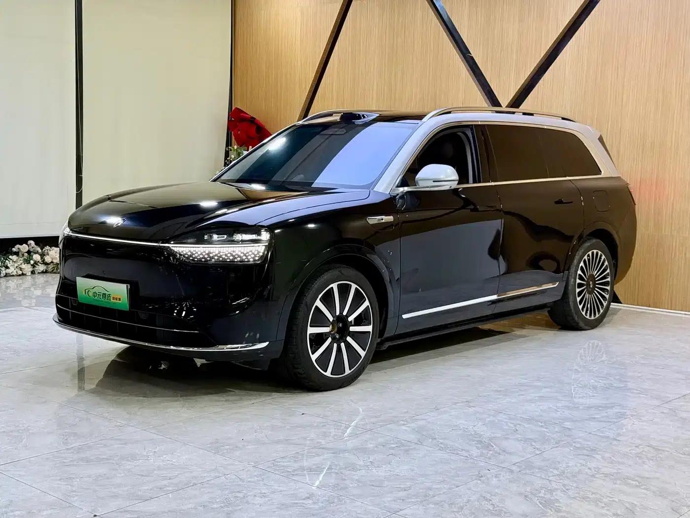 Wenjie M9 2024 Range Extended Ultra Edition 52kWh 5-Seater — миниатюра 1
