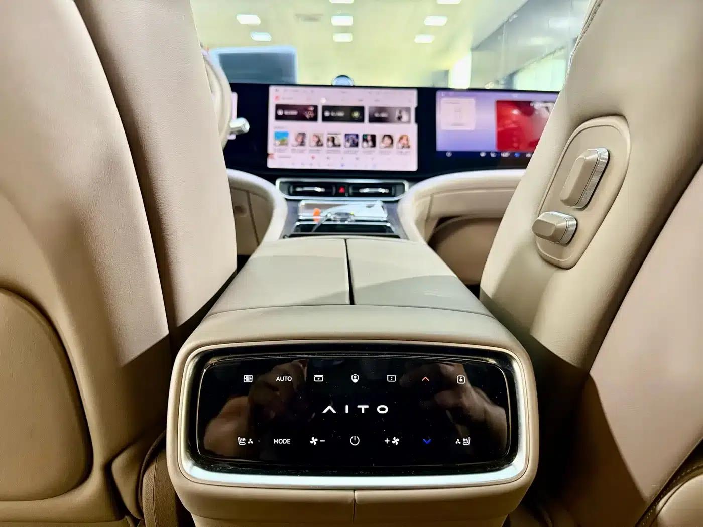 Wenjie M9 2024 Range Extended Ultra Edition 52kWh 5-Seater — миниатюра 5