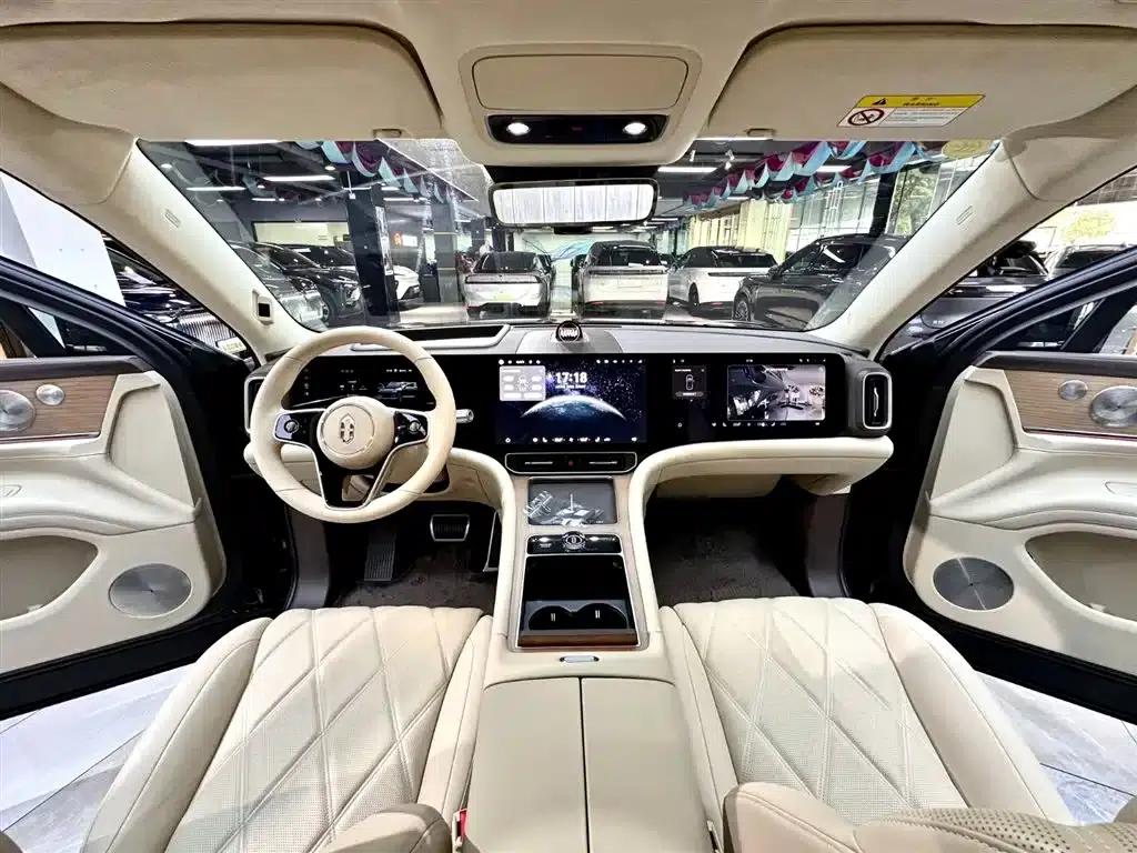 Wenjie M9 2025 Pure Electric Ultra Edition 100kWh 6-Seat Version (192-line LiDAR) — миниатюра 10