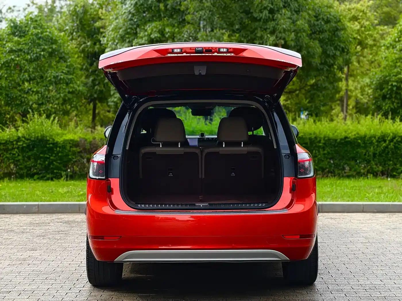 Wenjie M9 2024 Range Extended Max Edition 42kWh 6-Seater — миниатюра 21
