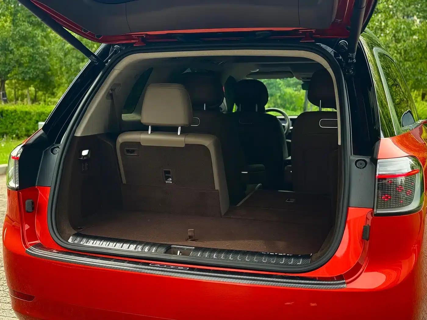 Wenjie M9 2024 Range Extended Max Edition 42kWh 6-Seater — миниатюра 22