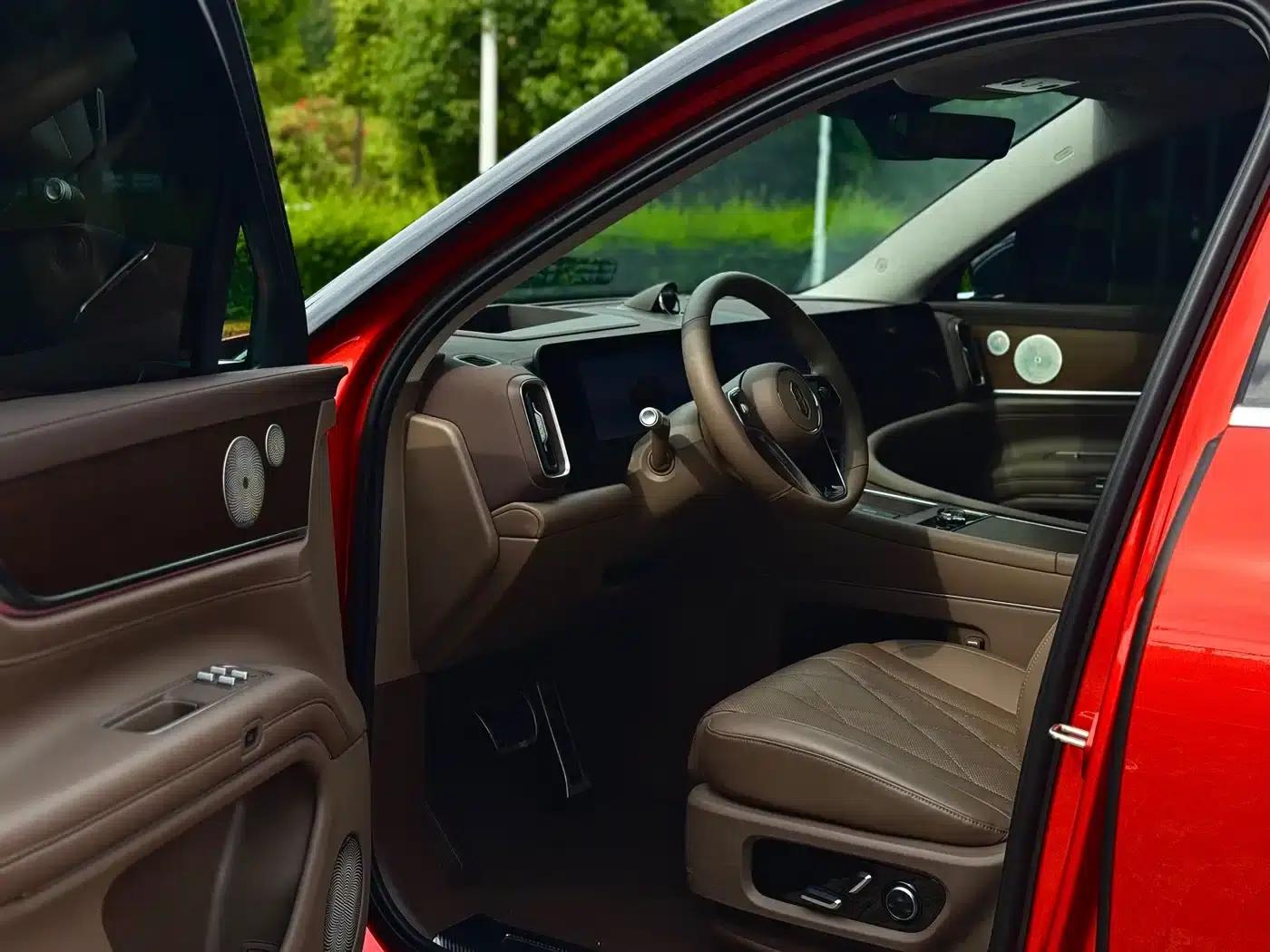 Wenjie M9 2024 Range Extended Max Edition 42kWh 6-Seater — миниатюра 9