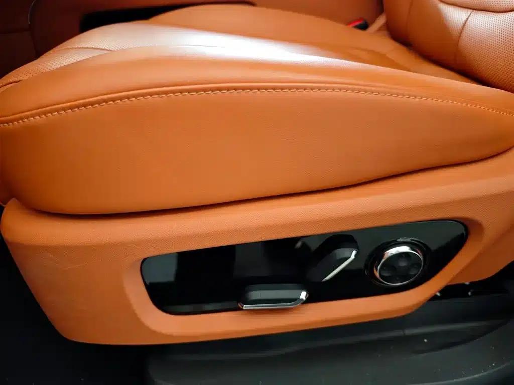 Wenjie M9 2024 Pure Electric Max Edition 100kWh 6-Seater — миниатюра 20