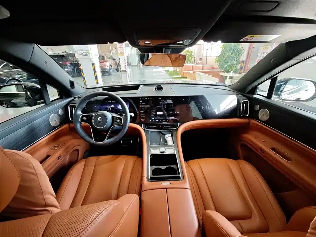 Wenjie M9 2024 Pure Electric Max Edition 100kWh 6-Seater — миниатюра 24