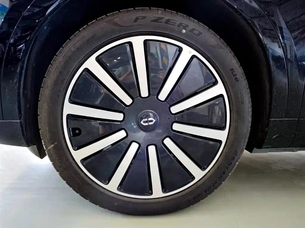 Wenjie M9 2024 Pure Electric Max Edition 100kWh 6-Seater — миниатюра 7