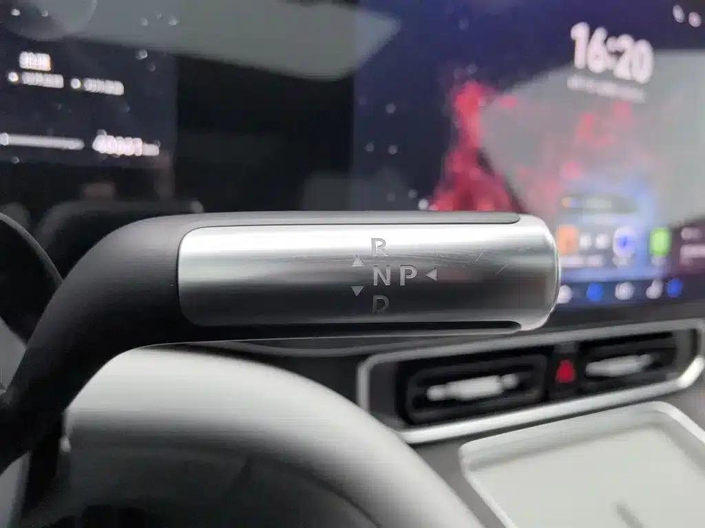Wenjie M9 2024 Range Extended Ultra Edition 42kWh 6-Seater — миниатюра 13