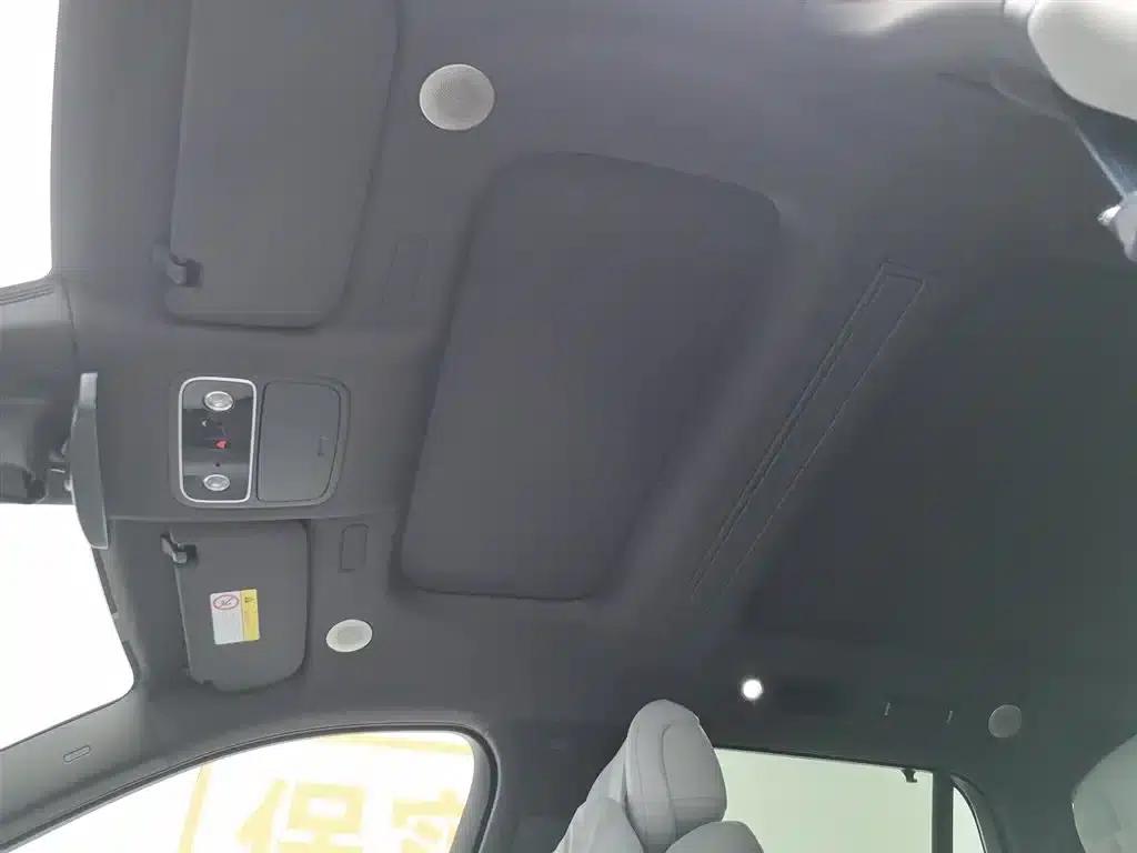 Wenjie M9 2024 Range Extended Ultra Edition 42kWh 6-Seater — миниатюра 14