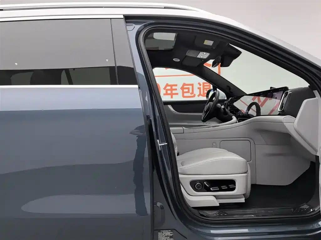 Wenjie M9 2024 Range Extended Ultra Edition 42kWh 6-Seater — миниатюра 23